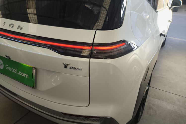 埃安 AION Y 2023款 Younger 星耀版车身外观6005
