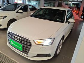 奥迪A3 2018款 30周年年型 Sportback 35 TFSI 进取型