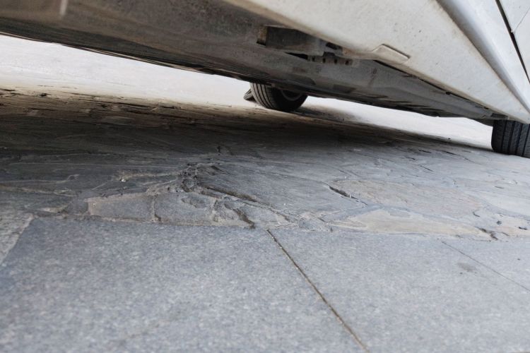 奔驰C级 2020款 C 200 L 时尚型运动版局部细节9002