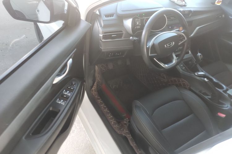 吉利汽车 帝豪 2021款 UP 1.5L 手动豪华型中控内饰20