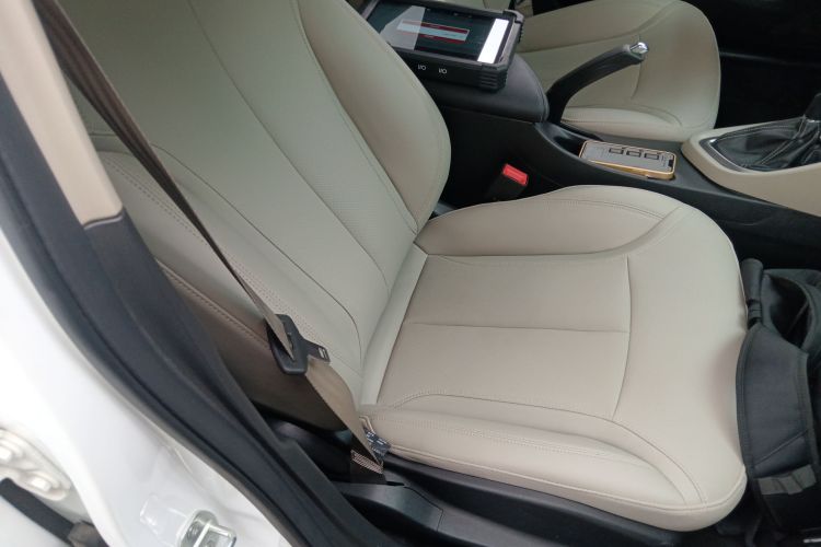 别克 英朗 2021款 典范 1.5L 自动精英型局部细节41