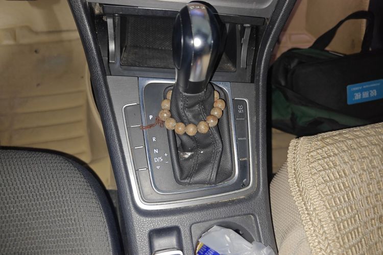 大众 高尔夫 2015款 1.4TSI 自动舒适型中控内饰18