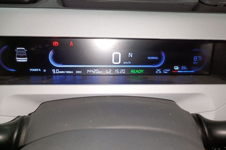 吉利银河 2023款 熊猫mini 200km 耐力熊中控内饰14