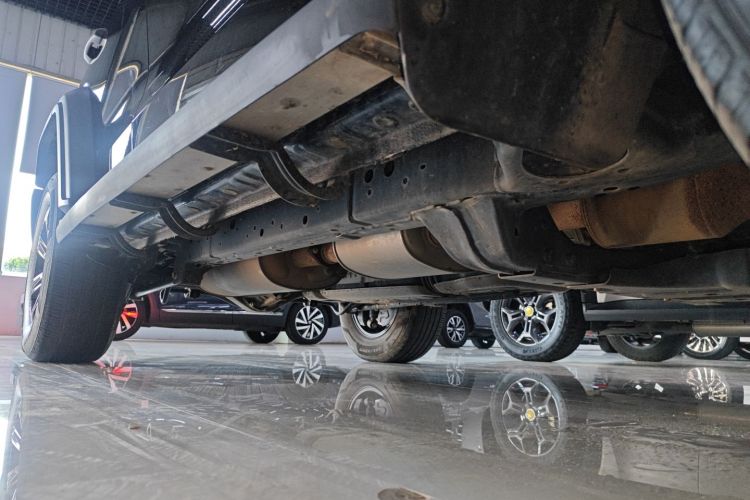 坦克300 2021款 越野版 2.0T 征服者局部细节9001