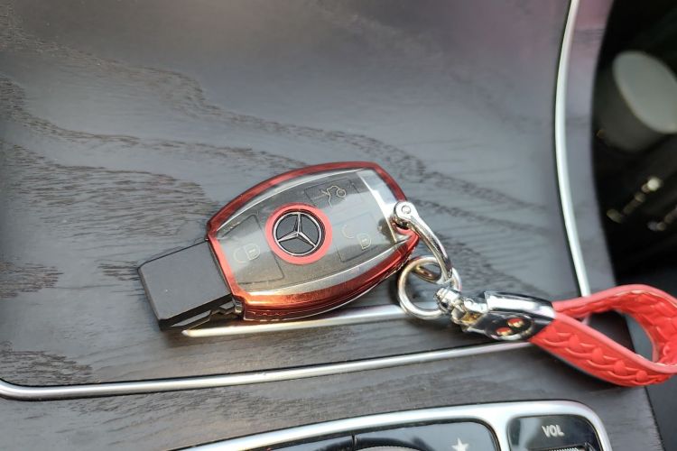 奔驰C级 2016款 C 200 L 运动型中控内饰11