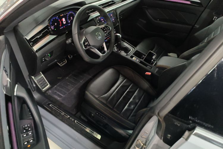 一汽-大众CC 2024款 380TSI 夺目版中控内饰20