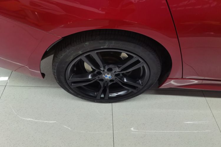 宝马3系 2017款 320Li M运动型车身外观6008