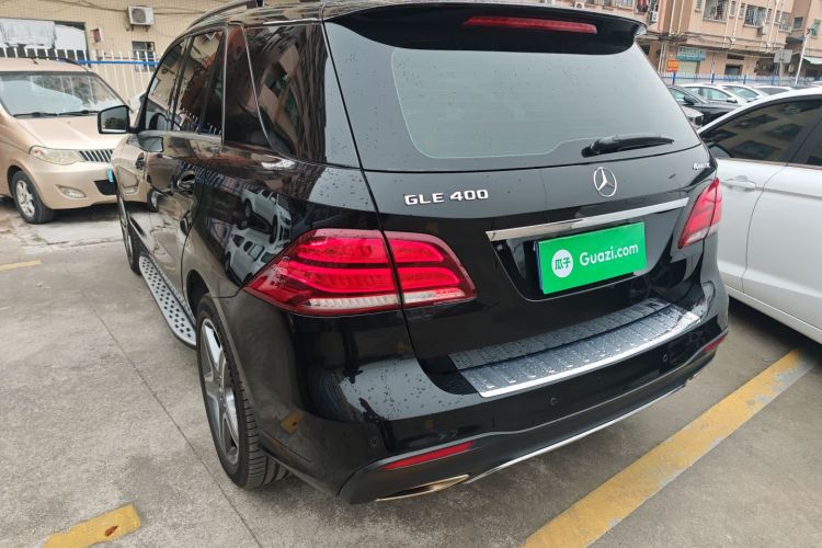 奔驰GLE 2017款 GLE 400 4MATIC车身外观4