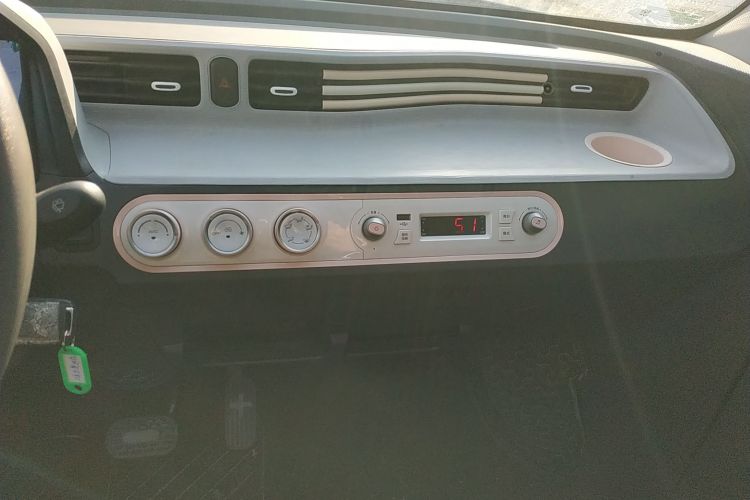 五菱汽车 宏光MINIEV 2021款 马卡龙臻享款 磷酸铁锂中控内饰16