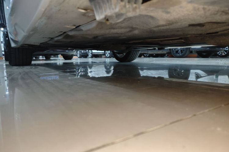 宝马1系 2021款 120i M运动曜夜版局部细节9001