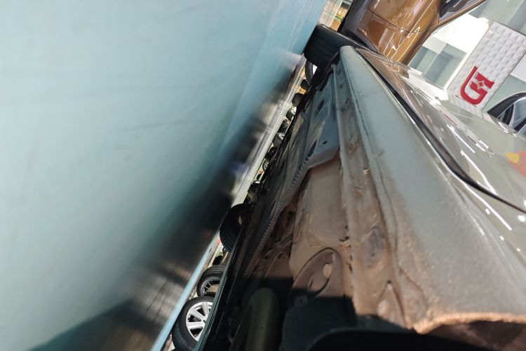 大众 高尔夫 2017款 230TSI 自动豪华百万辆纪念版局部细节9002