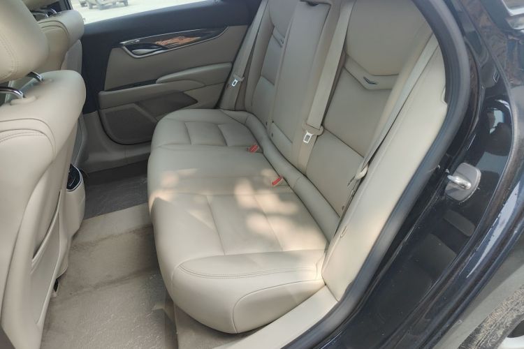 凯迪拉克XTS 2016款 28T 技术型中控内饰7004