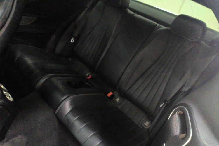 奔驰E级(进口) 2019款 E 200 轿跑车中控内饰7004