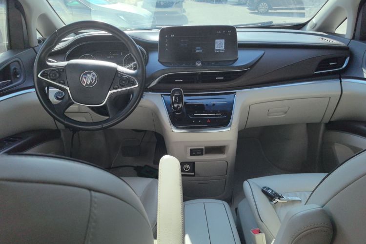 别克GL8 2022款 陆上公务舱 652T 豪华型中控内饰12