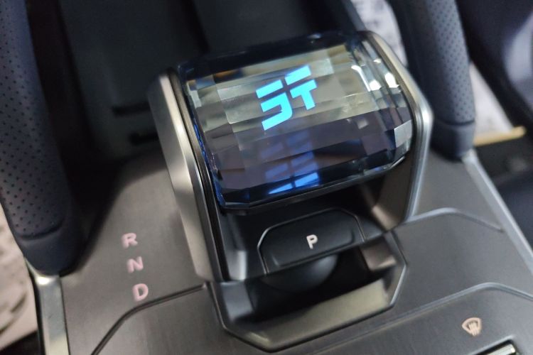 捷途山海 捷途旅行者C-DM 2024款 C-DM 208KM 山野版中控内饰18