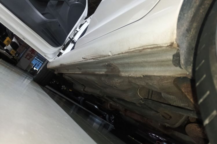 大众 桑塔纳 2018款 1.5L 自动风尚版局部细节9002