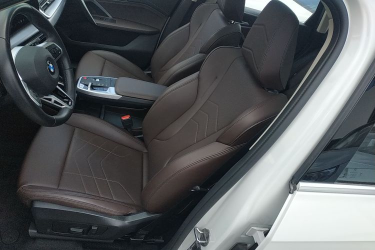 宝马X1 2023款 sDrive25Li M运动套装局部细节19