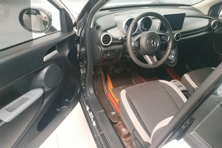 欧拉黑猫 2021款 301km 基础型中控内饰7003