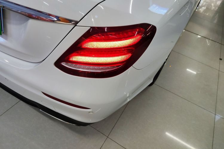 奔驰E级(进口) 2020款 改款 E 260 运动版车身外观6001