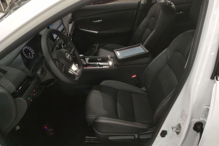 日产 轩逸 2023款 1.6L CVT悦享版局部细节19