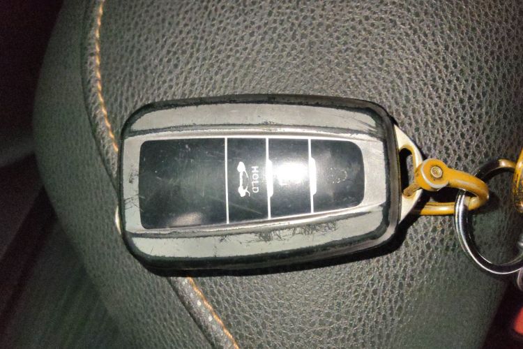 丰田 凯美瑞 2021款 双擎 2.5HG 豪华版中控内饰7001