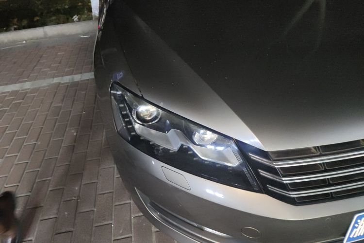 大众 帕萨特 2013款 2.0TSI DSG至尊版车身外观8