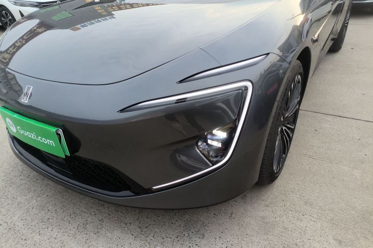 阿维塔12 2025款 Ultra增程版局部细节36