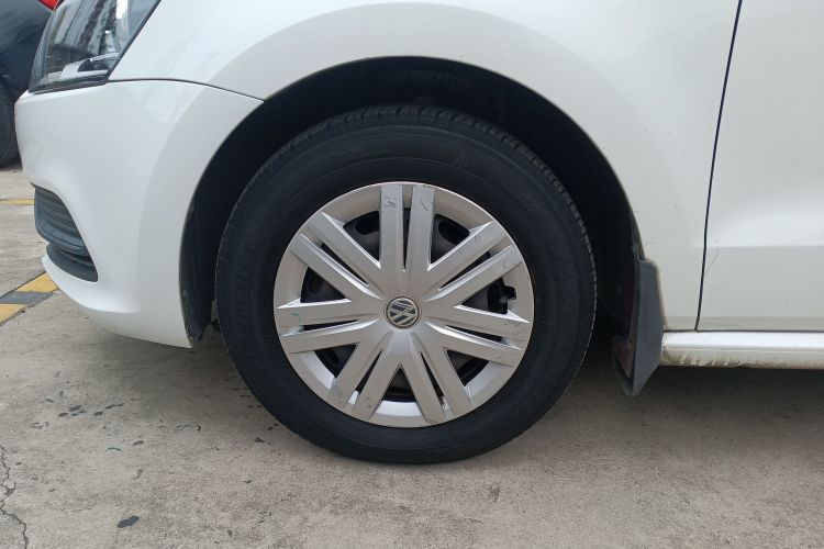 大众 Polo 2016款 1.4L 手动风尚型车身外观35