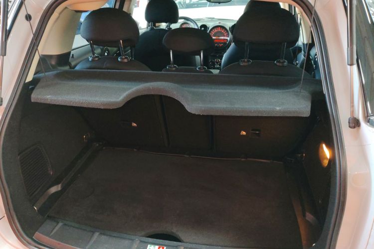 MINI Countryman 2016款 1.6T COOPER ALL4 Fun装备控局部细节23