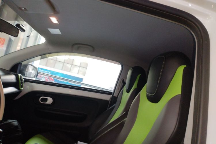 荣威 科莱威CLEVER 2021款 302km卓越版局部细节22