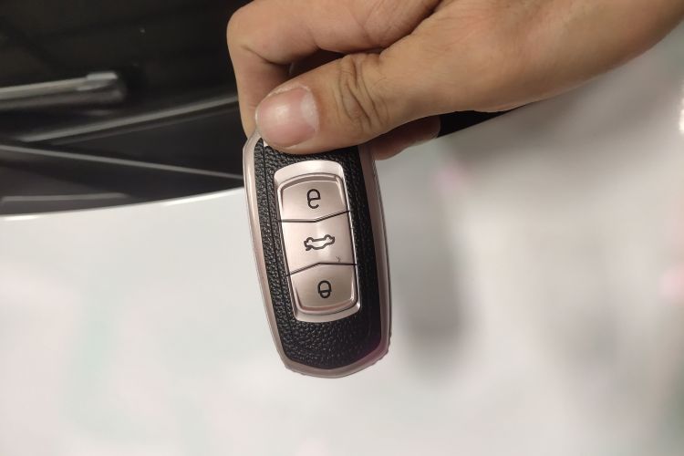 吉利汽车 博越 2018款 1.8TD 自动两驱智联型4G互联版中控内饰11