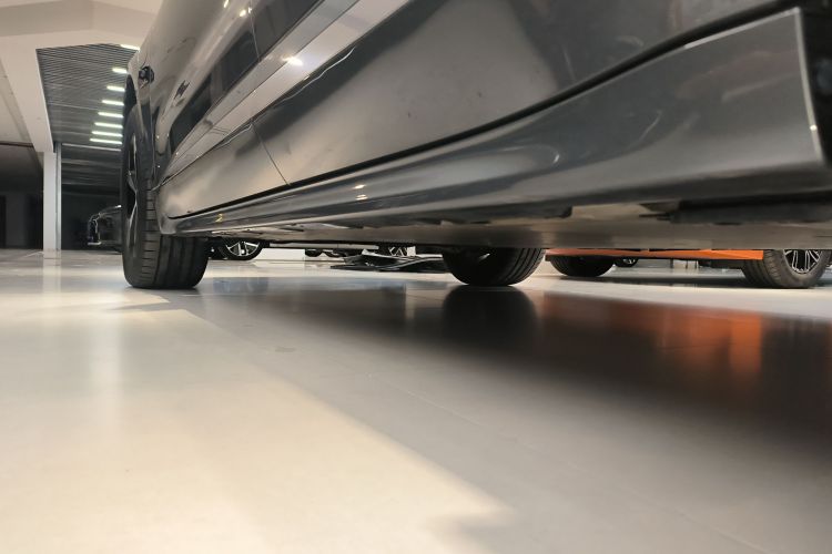 极氪001 2023款 WE版 100kWh局部细节9002