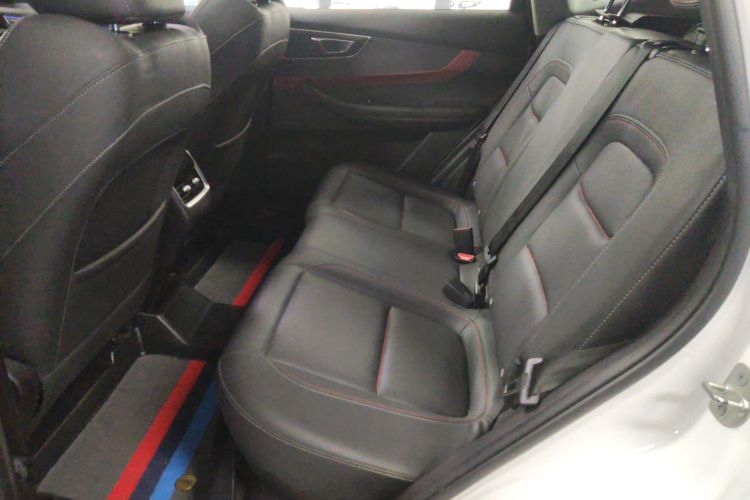 奇瑞 瑞虎7 2020款 1.5T 手动精英型中控内饰21