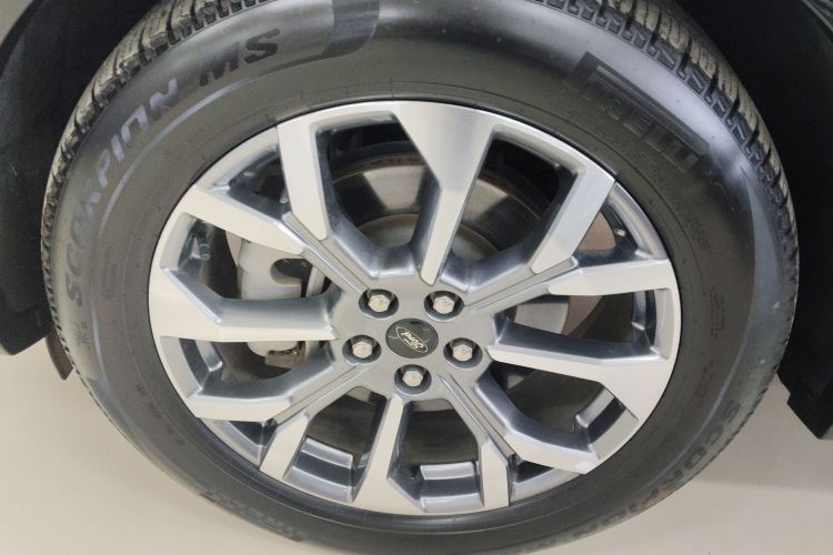 福特 2023款 锐界L 2.0T EcoBoost 四驱七座至尊型车身外观6007