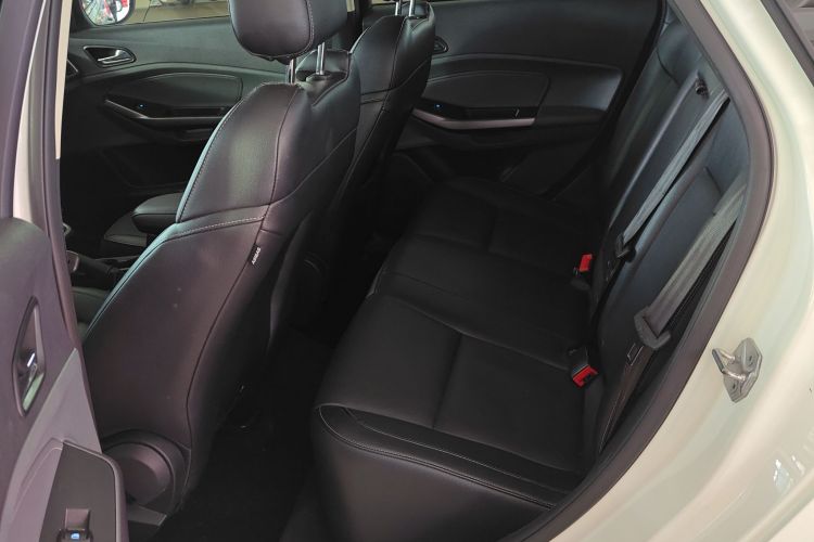 福特 福睿斯 2017款 幸福版 1.5L 自动时尚型中控内饰7004