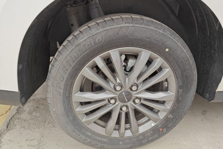 上汽大通MAXUS 大通G50 2024款 PLUS 1.5T 幸福推荐自动荣耀版车身外观6008