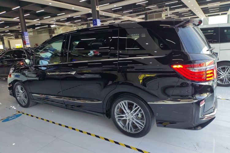 本田 艾力绅 2019款 2.0L 混动豪华版车身外观4