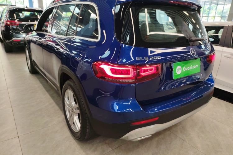 奔驰GLB 2021款 GLB 200 动感型车身外观6003