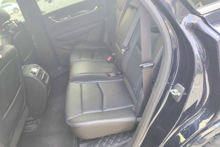 凯迪拉克XT5 2020款 改款 28T 豪华型中控内饰21