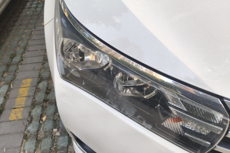 丰田 卡罗拉 2017款 改款 1.6L S-CVT GL车身外观8