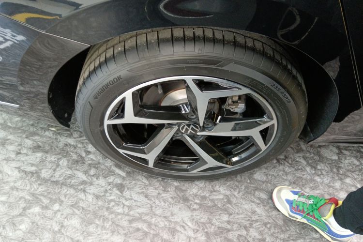 大众 帕萨特 2024款 380TSI 星空精英版车身外观6008