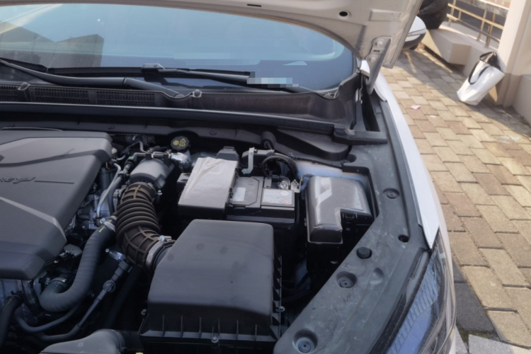 长安 逸动 2023款 畅享版 PLUS 蓝鲸NE 1.4T GDI DCT尊贵版局部细节9007