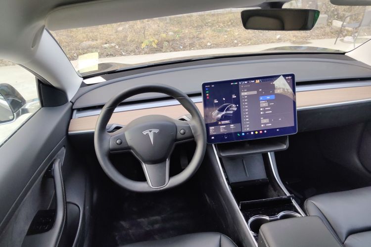 特斯拉 Model 3 2019款 标准续航后驱升级版中控内饰13