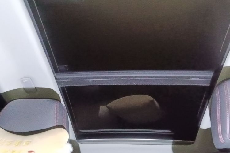 海马S5青春版 2017款 1.6L 手动尊贵型中控内饰22