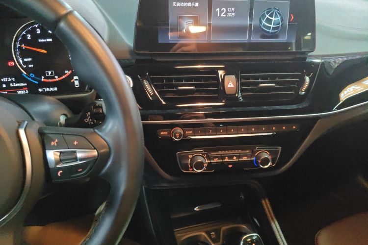 宝马1系 2021款 改款 120i M运动曜夜版局部细节16