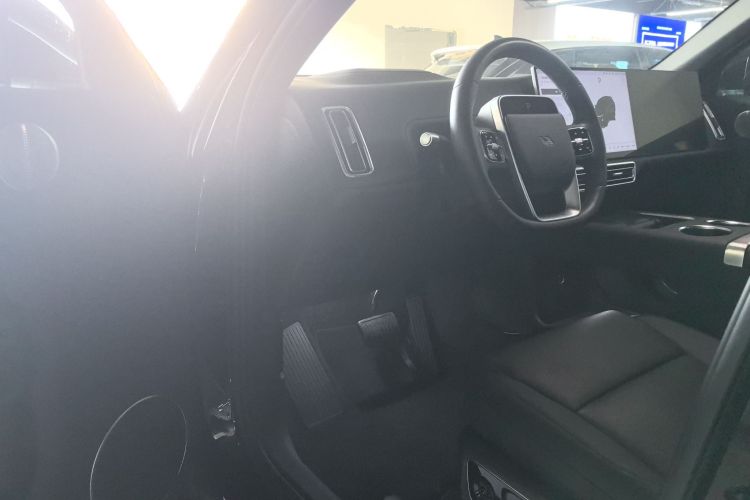 理想汽车 理想L8 2024款 Max中控内饰20