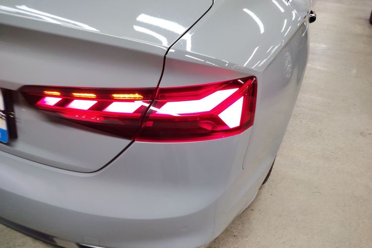 奥迪A5 2021款 Sportback 45 TFSI quattro 臻选动感型车身外观9