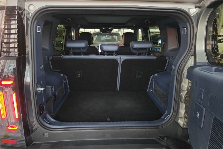 捷途山海 捷途旅行者C-DM 2024款 C-DM 208KM 山野版机舱底盘23