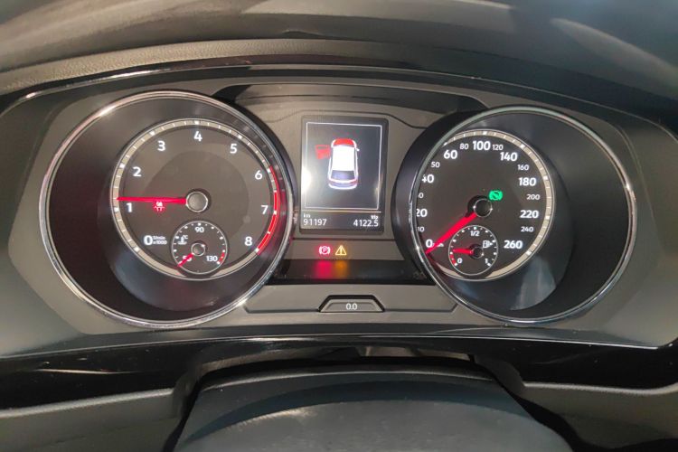 大众 途观L 2019款 330TSI 自动两驱全景舒适版 国VI中控内饰14