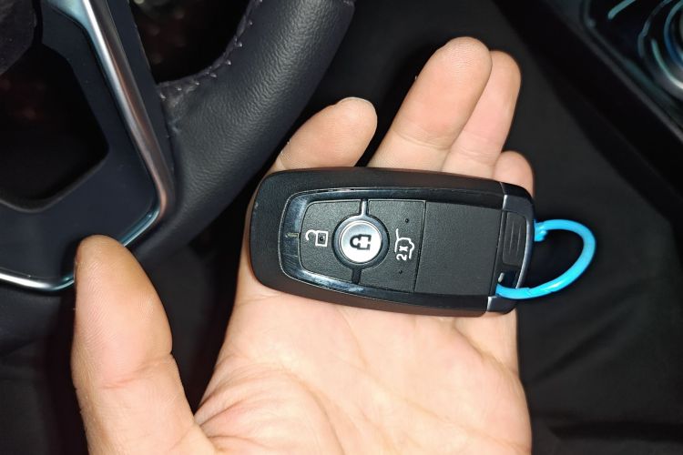 福特 锐界 2020款 EcoBoost 245 两驱豪锐型 7座中控内饰7001